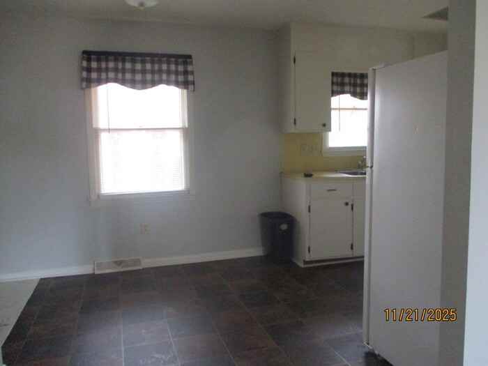 319 Russell Street #319 - Photo 5 of 9