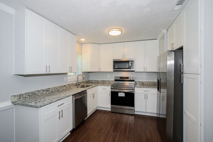 1861 Engle Court - Photo 3 of 9