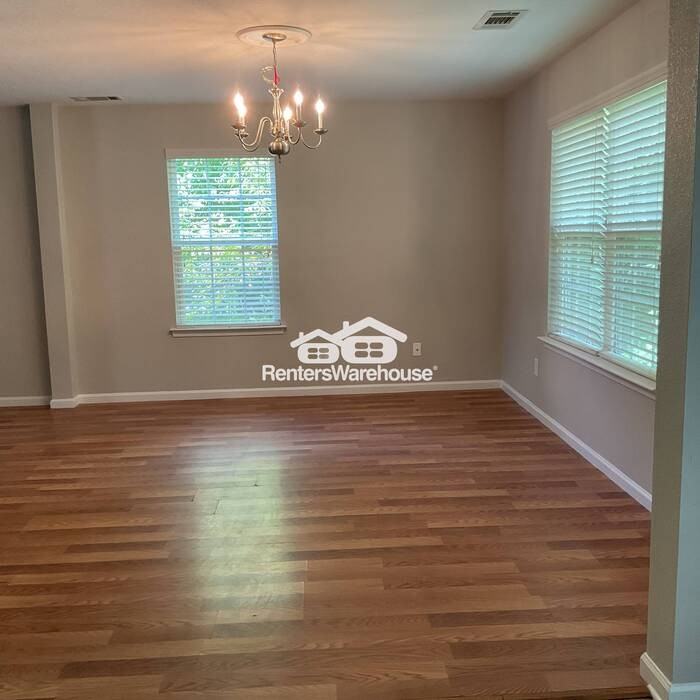 4328 Houldsworth Drive - Photo 5 of 22