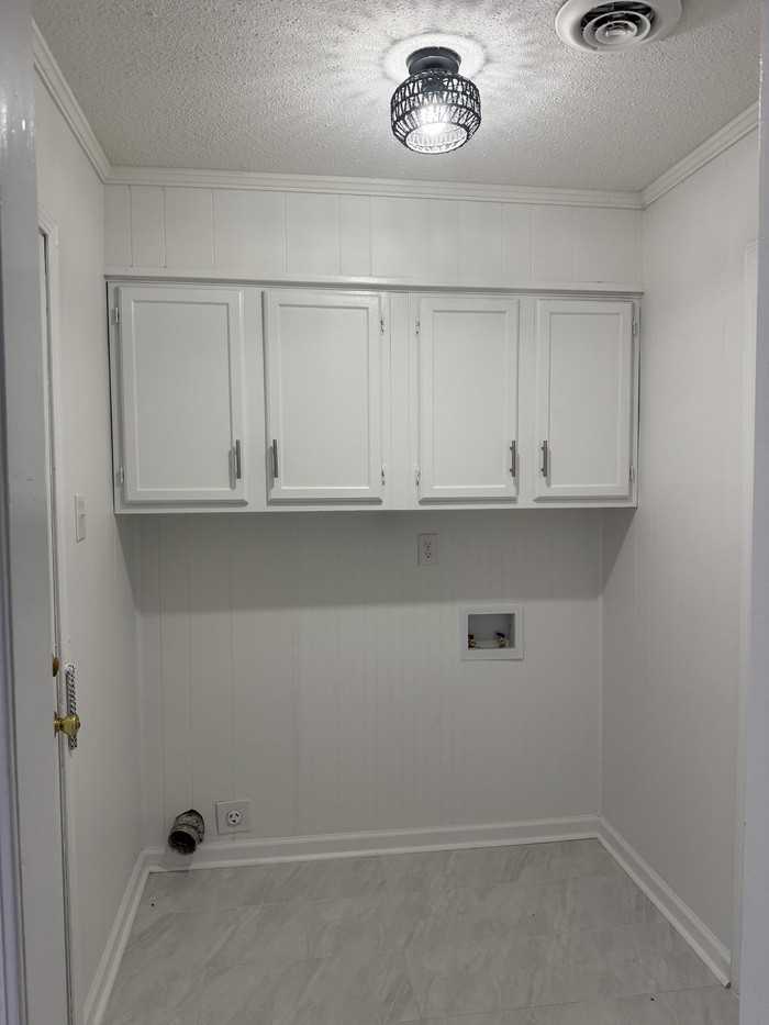 7929 Steven Franklin Dr - Photo 3 of 17