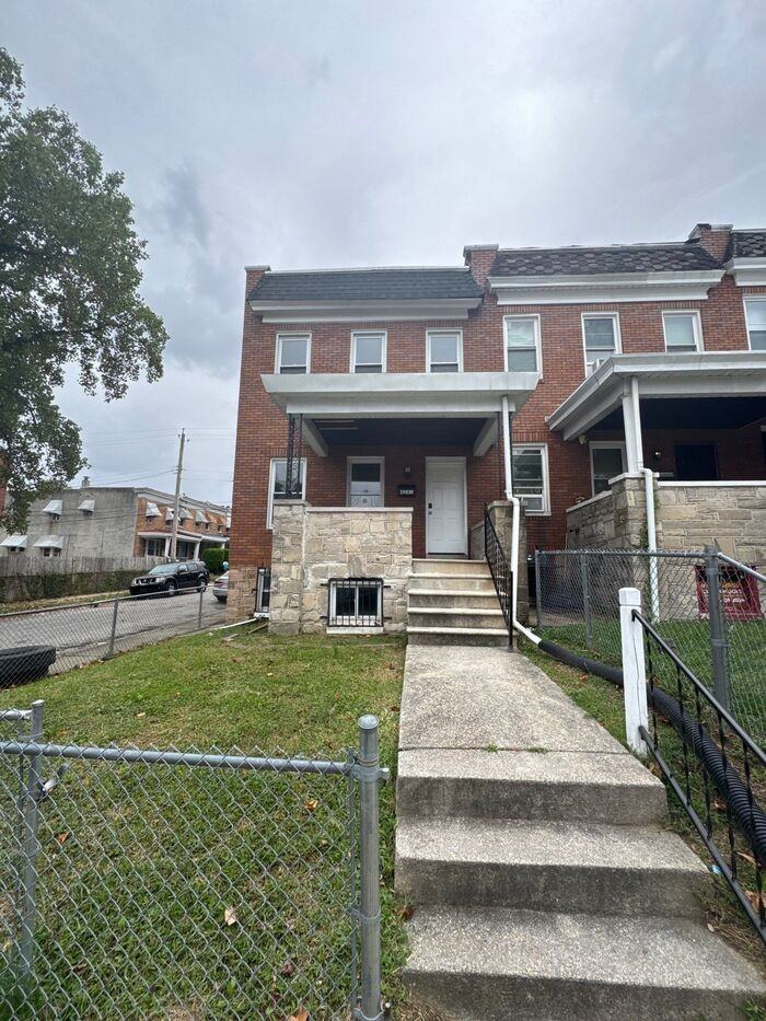 4200 Seidel Avenue - Photo 2 of 13