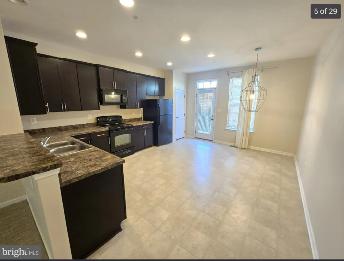 700 South Macon Street - Photo 6 of 27