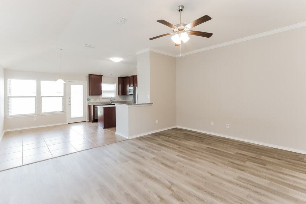 318 Billy Wickliffe Drive - Photo 5 of 16