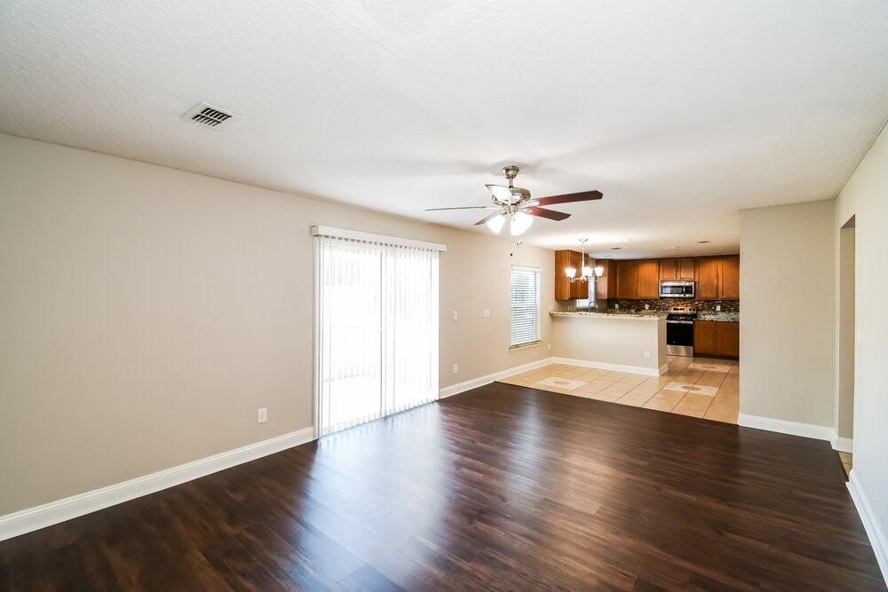 1259 Bedrock Dr - Photo 5 of 17