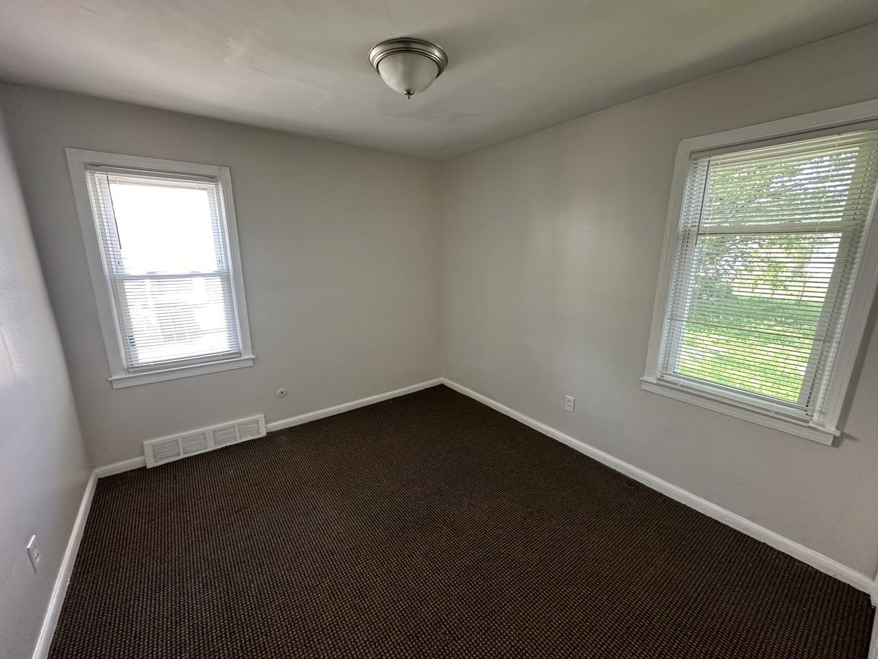 22788 Rosalind Avenue #NA - Photo 7 of 9