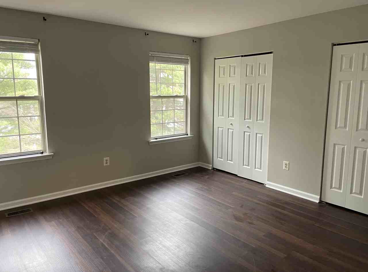 696 Metro Ct - Photo 7 of 12