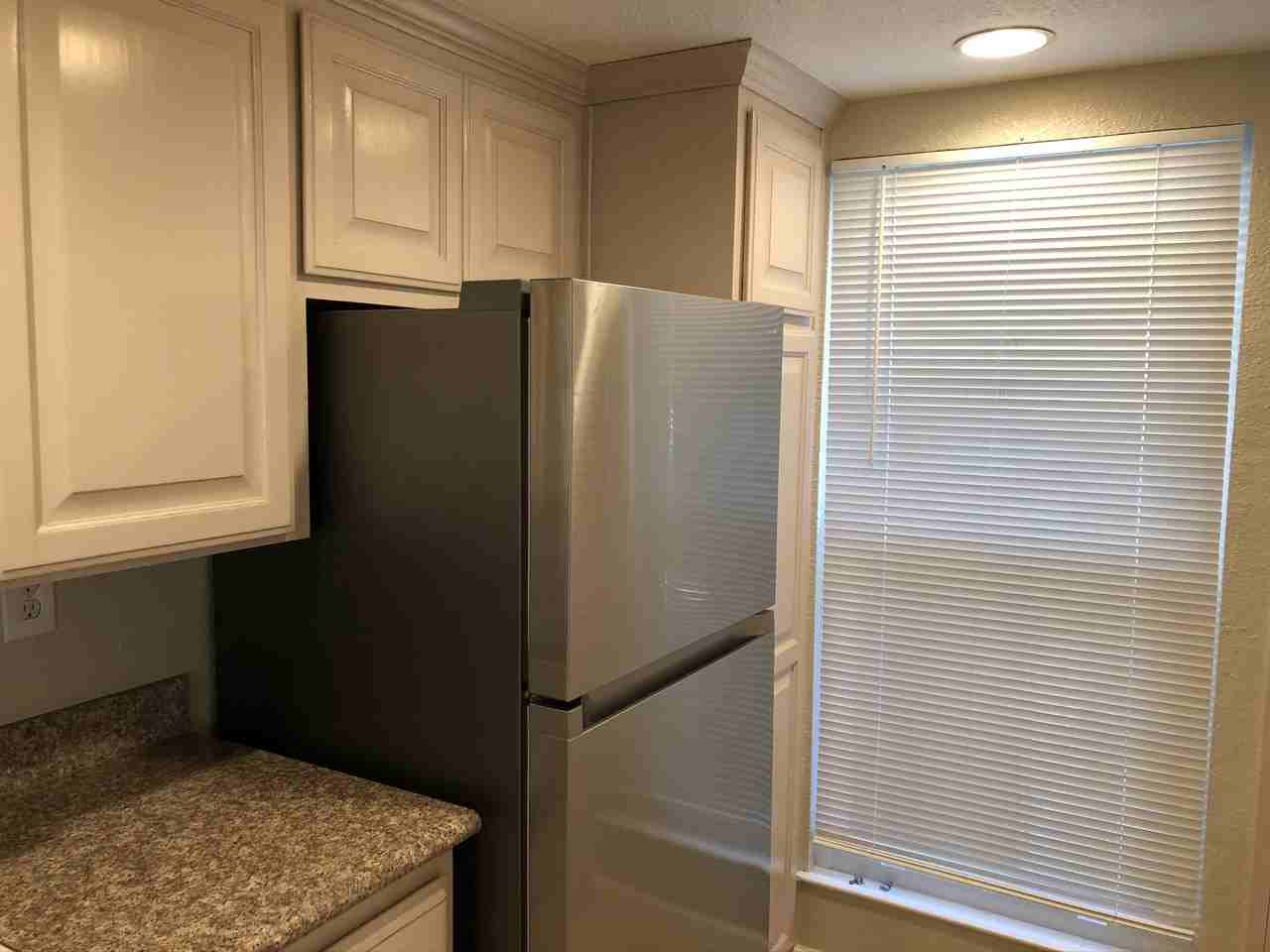 24352 Dover Ln - Photo 5 of 16