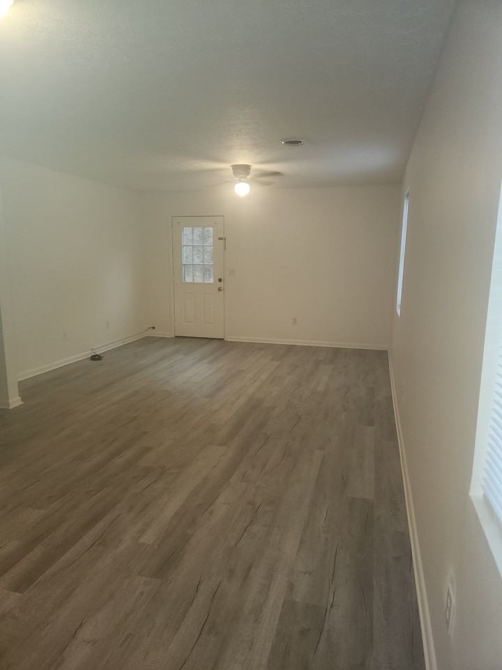 255 Sunshine Lane #4 - Photo 2 of 19