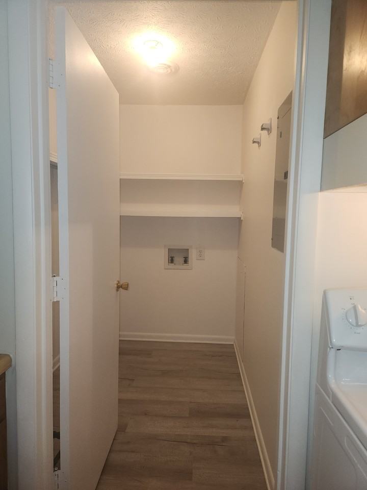 255 Sunshine Lane #4 - Photo 7 of 19