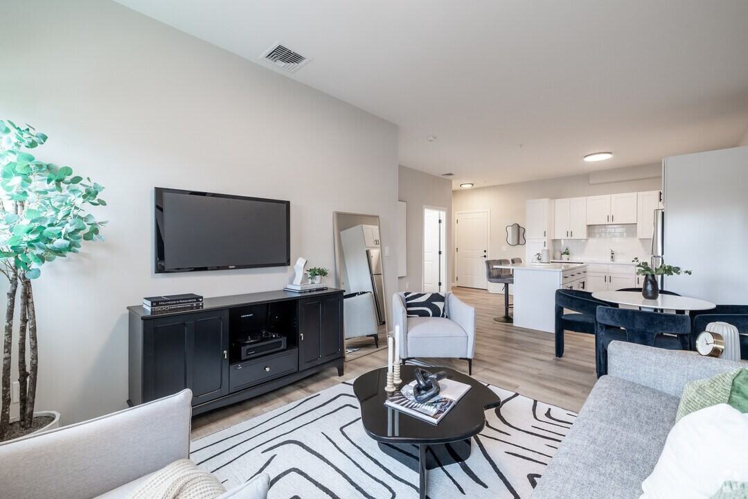 27 S Main St #309 - Photo 4 of 15