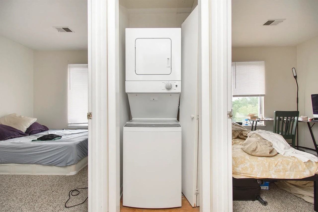 1203 University Terrace #L - Photo 5 of 23