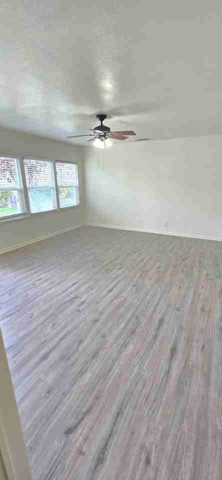 748 E Cornell Ave #748 - Photo 3 of 14