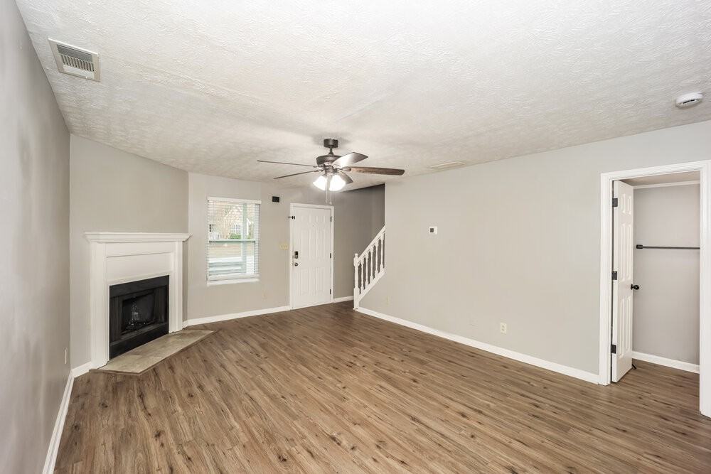 7671 Antebellum Ln - Photo 5 of 17