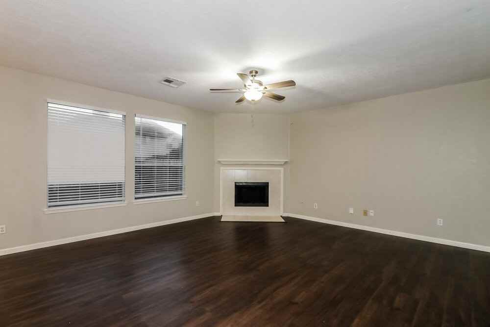 20439 Westfield Estates Dr - Photo 4 of 17