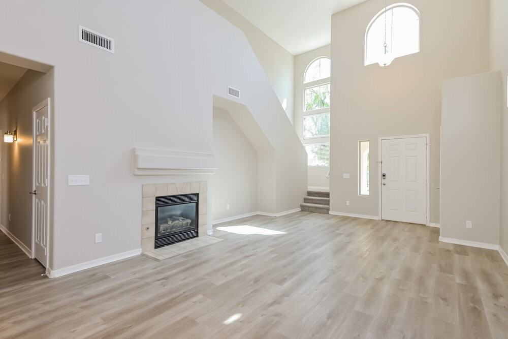 134 W Camino Rancho Palomas - Photo 5 of 17