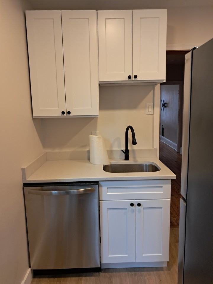 941 Sargent Ave #NA - Photo 3 of 44