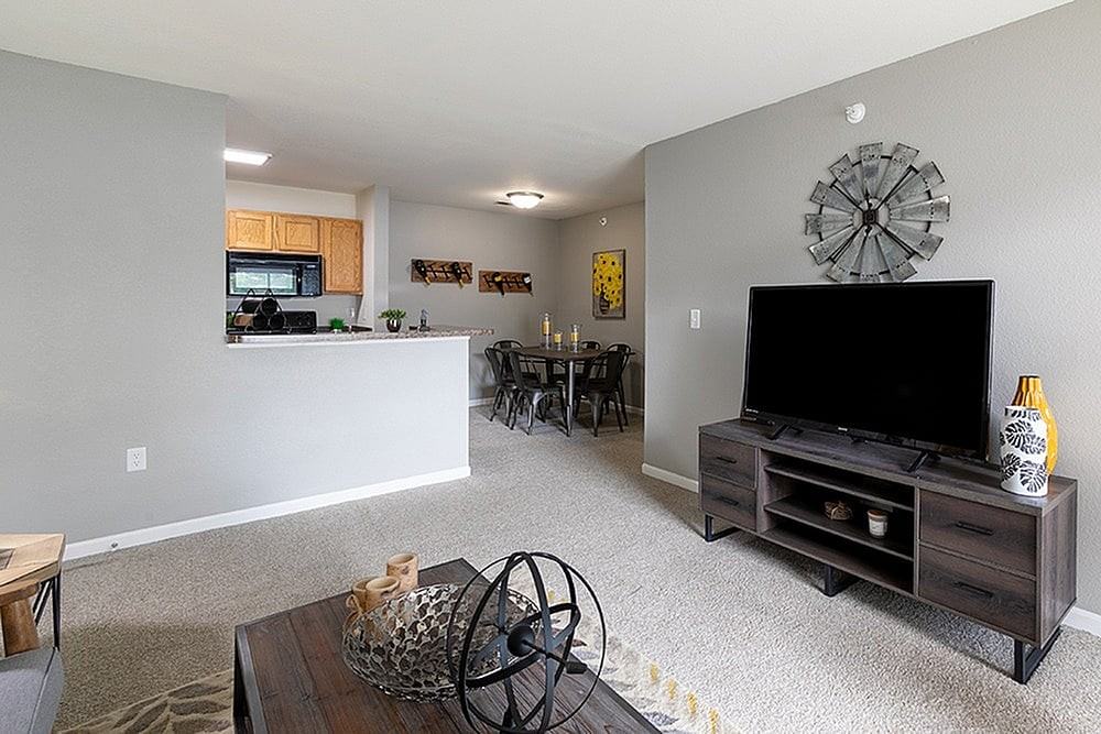 Central Park Apartments - Photo 5 of 27