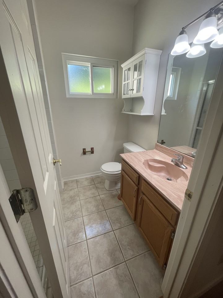 6 Hollycrest Blvd #NA - Photo 5 of 10