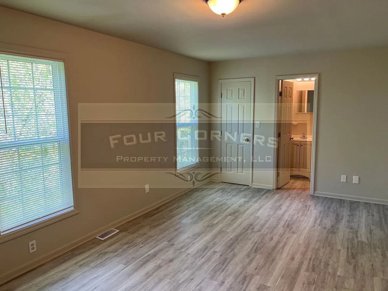 3314 Beck St - Photo 3 of 22