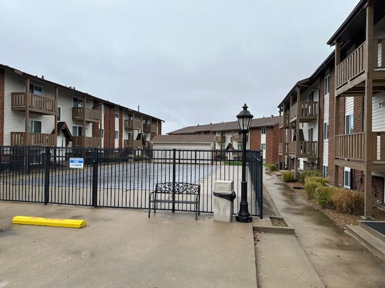 Broadway Apartments - Photo 6 of 18