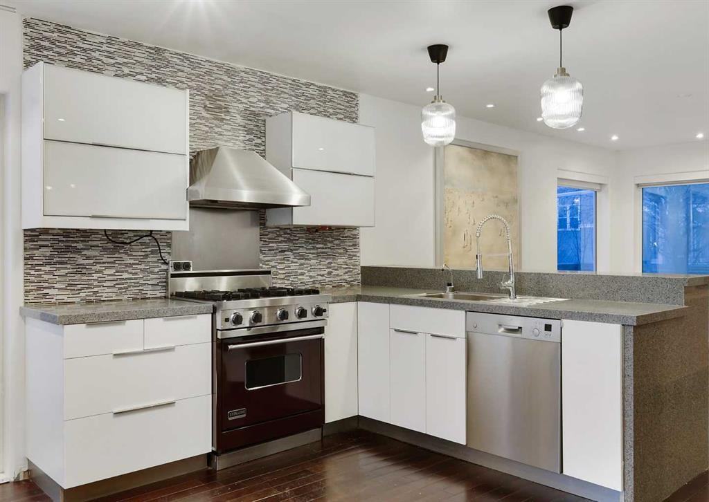 1918 17 Avenue SW - Photo 3 of 37