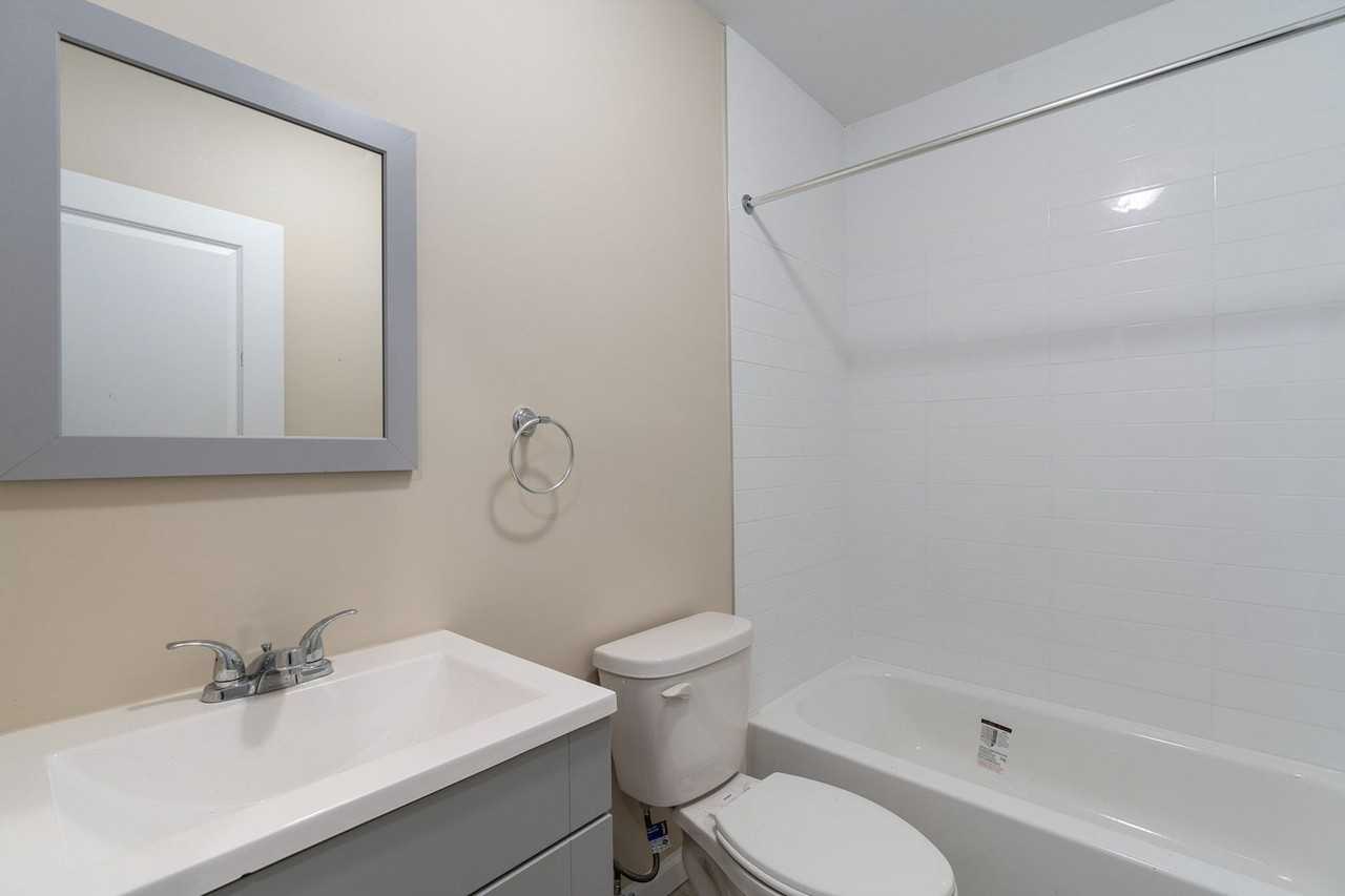 Railroad Manor - Photo 3 of 16