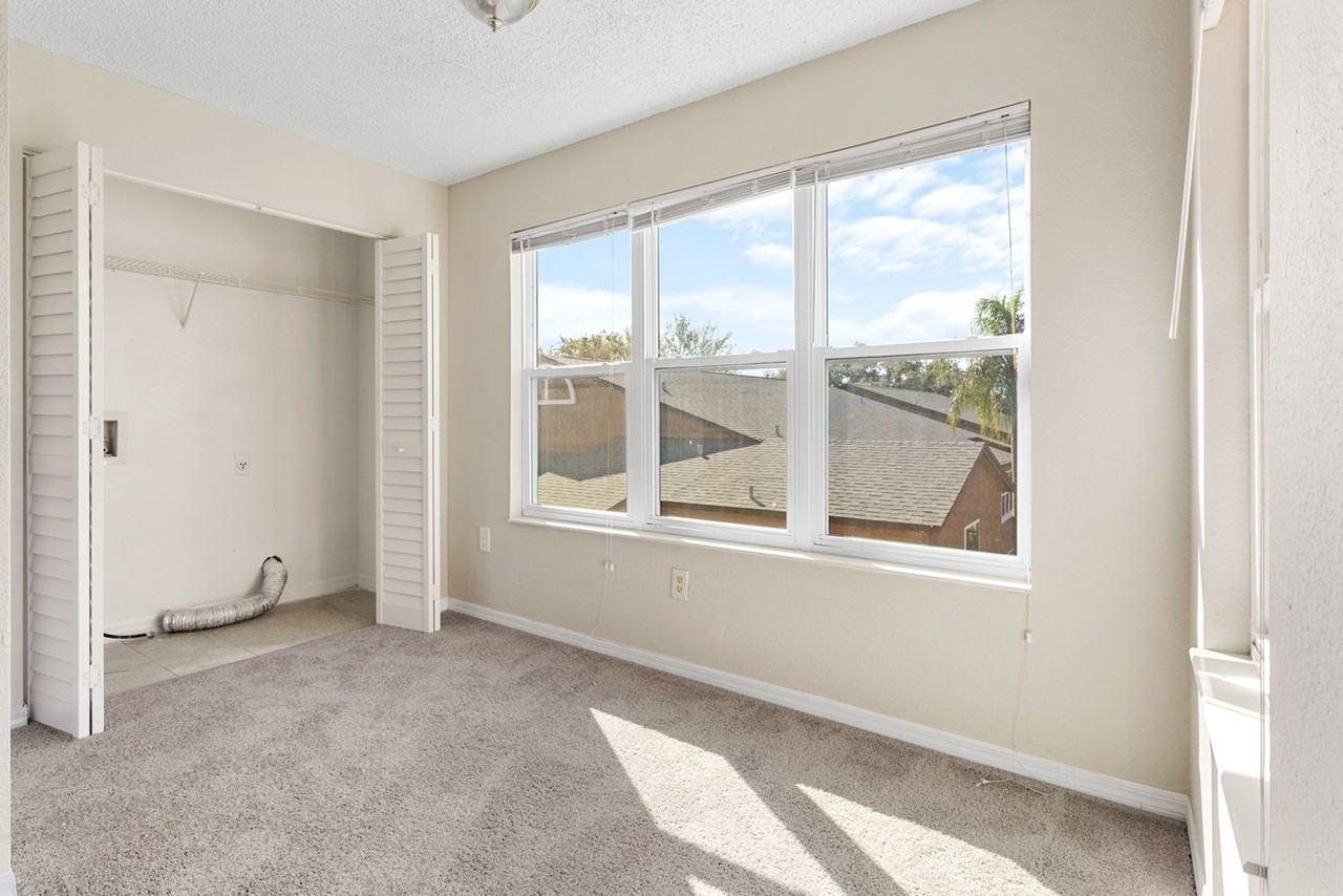 4658 Commander Dr #833 - Photo 4 of 15