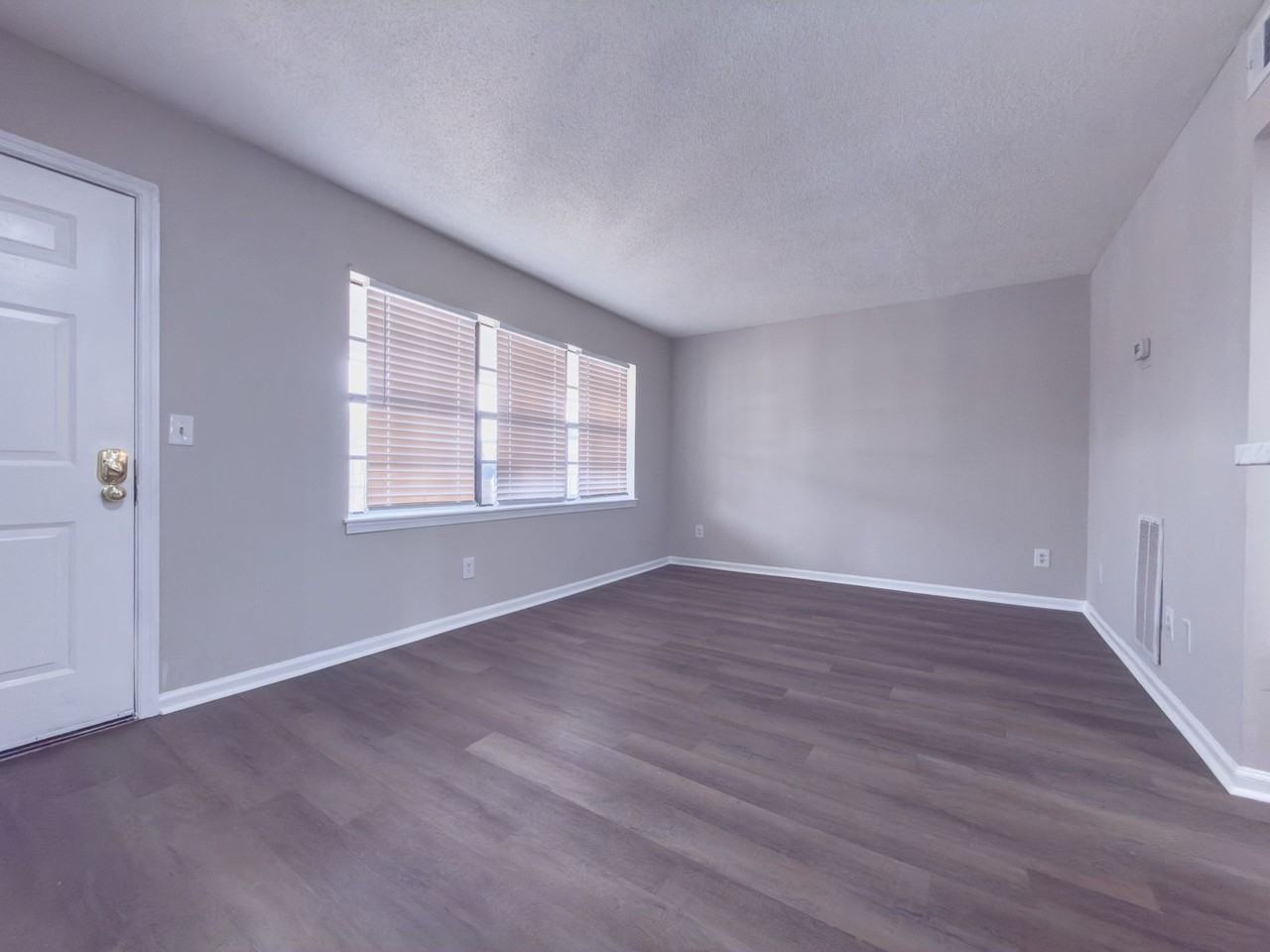 Stallion Square Apartments. Spacious, Updated Living in North Charleston! - Photo 6 of 13