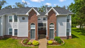 Whispering Lakes Apts - Photo 1 of 1