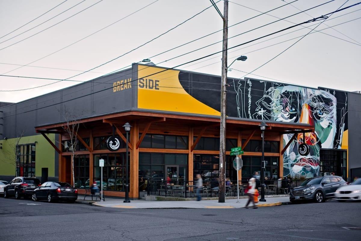 2323 Nw Savier St - Photo 3 of 23