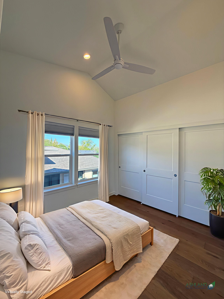 1285 Hagen Way - Photo 6 of 16