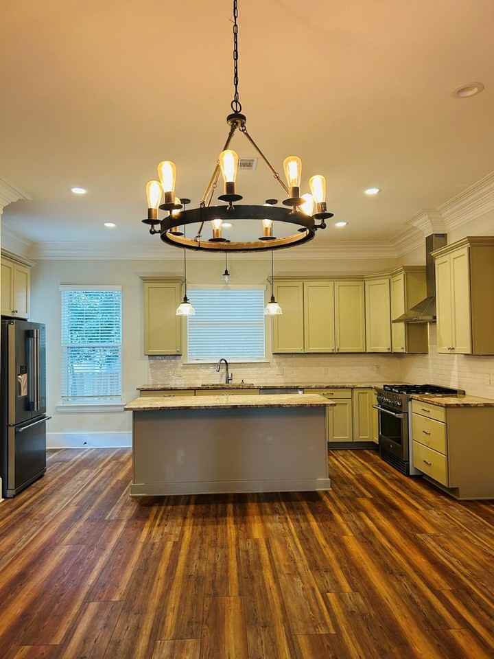 220 Labarre Drive - Photo 3 of 16