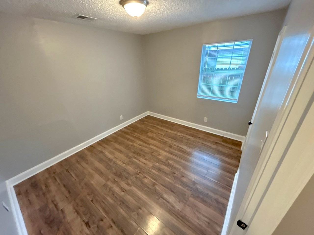 2389 Scaper St - Photo 2 of 13