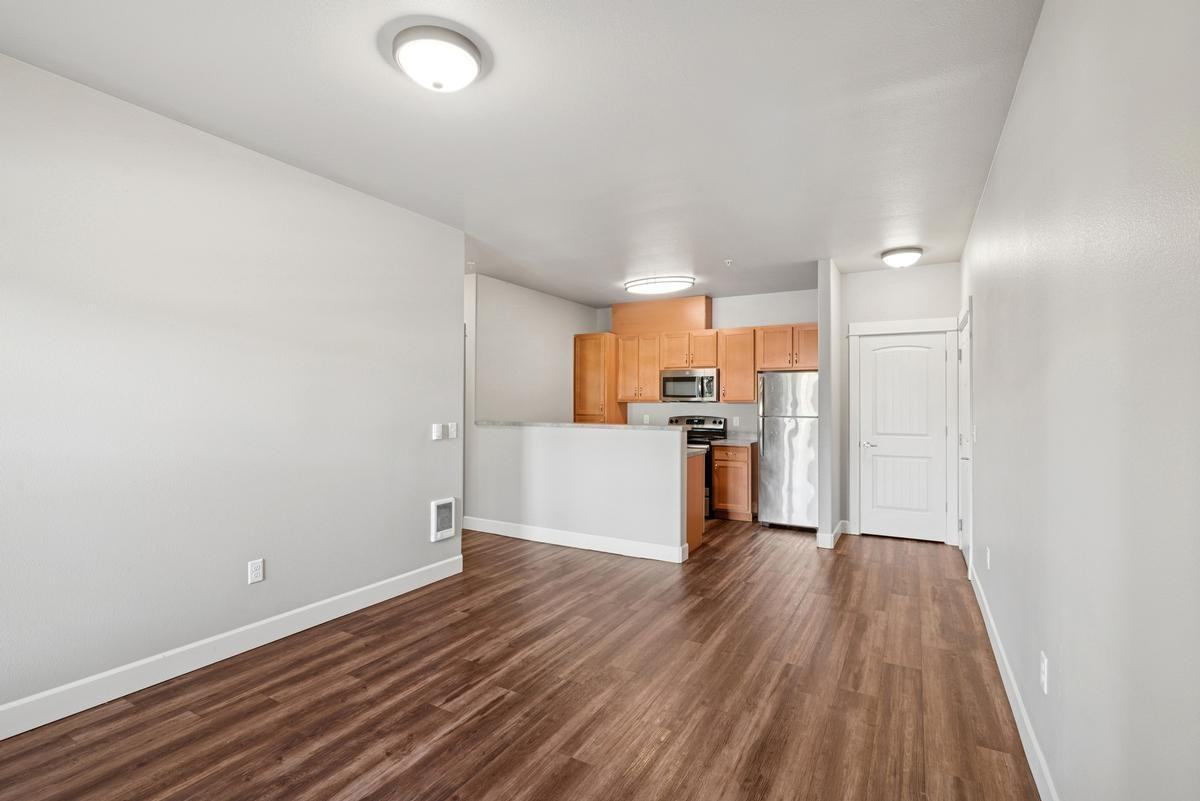 701 N 5th St - Photo 4 of 50