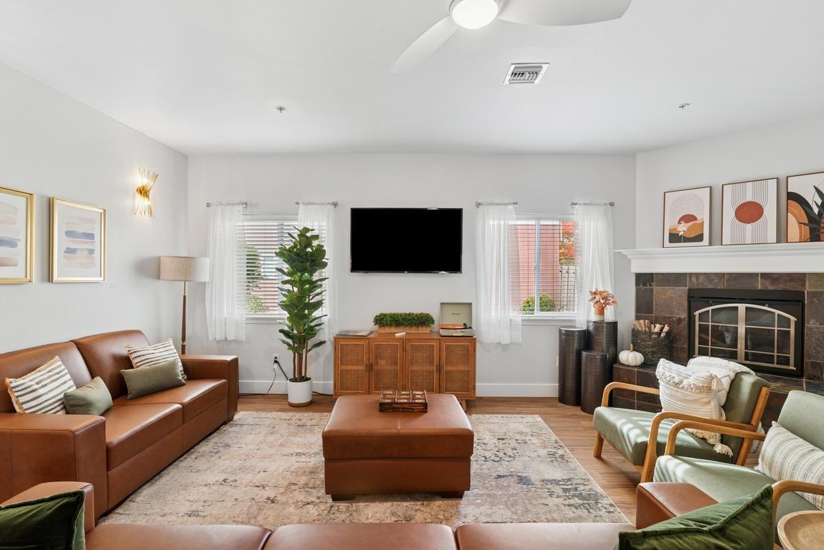 701 N 5th St - Photo 7 of 50