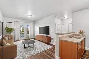 featured image of 701 N 5th St