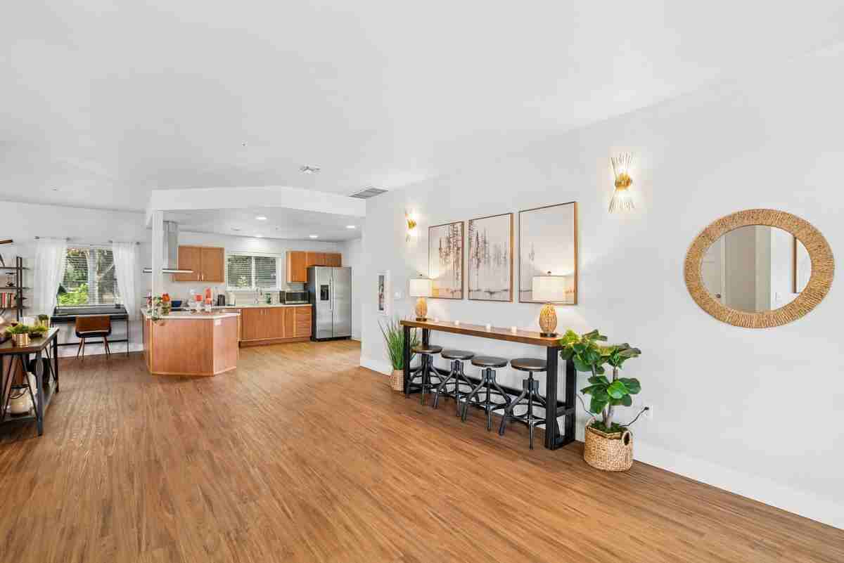 701 N 5th St - Photo 5 of 50