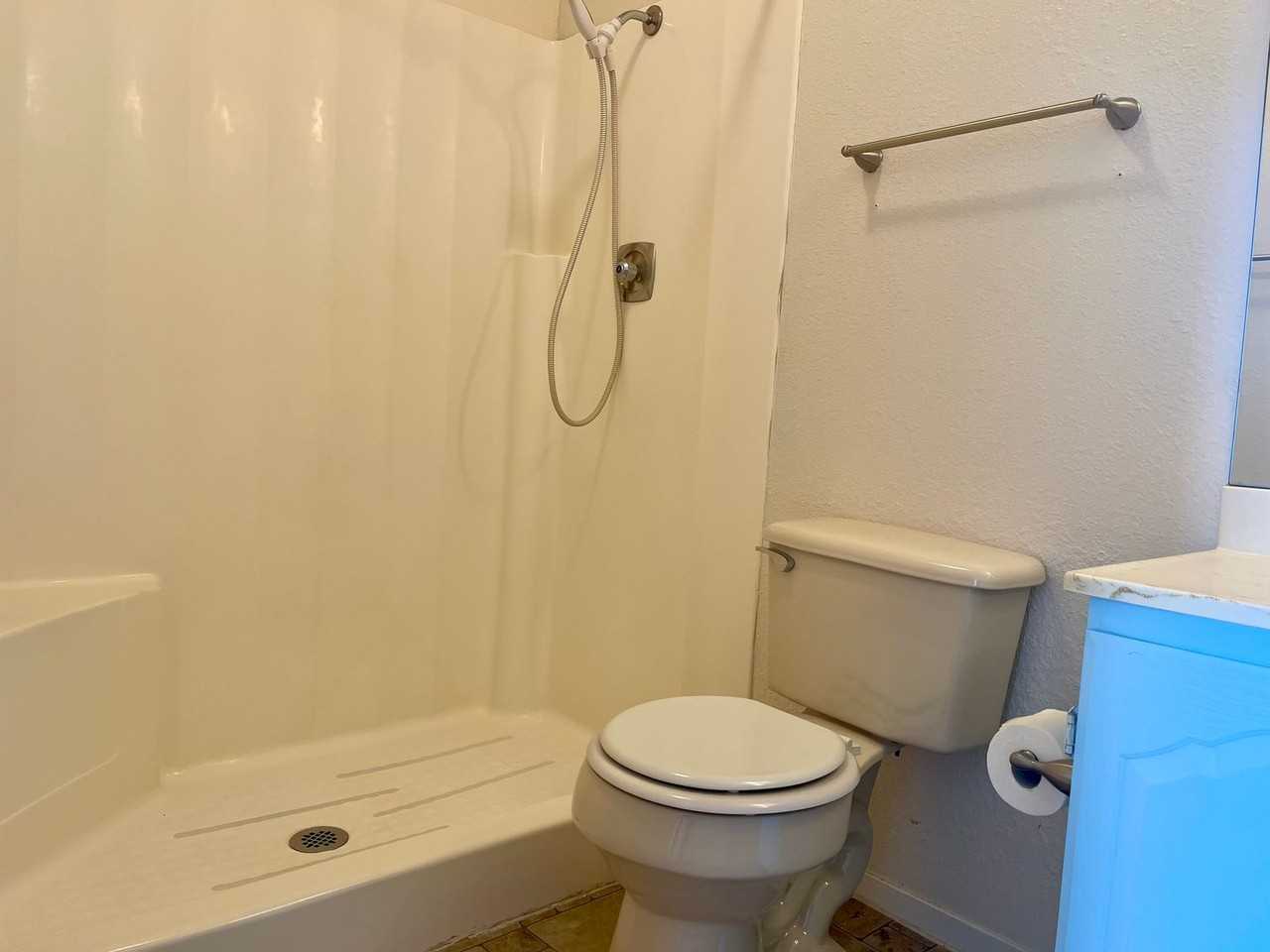 524 Fir St - Photo 6 of 8