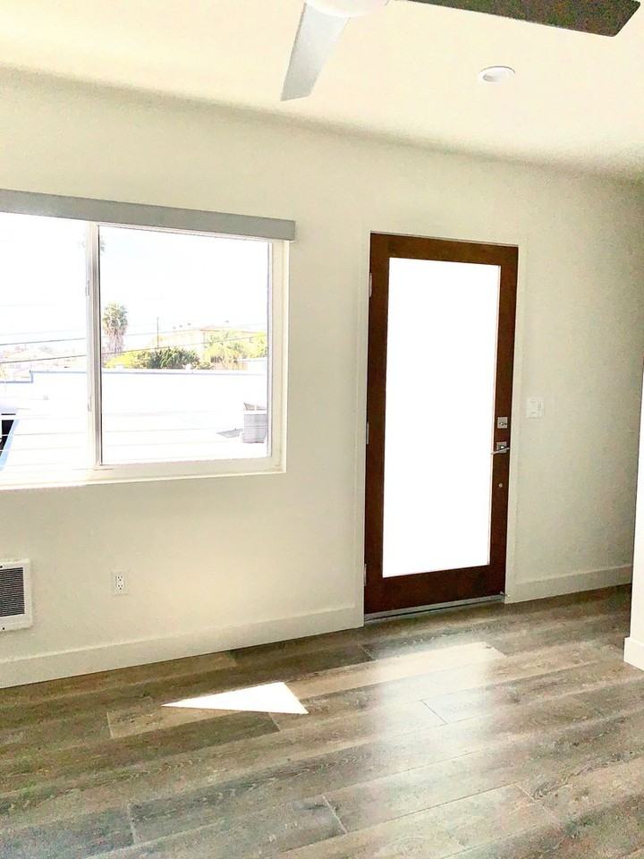 Sierra Street TIC (321 El Segundo/Palm LLC) - Photo 3 of 27