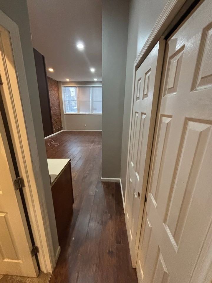 3509 Kensington Avenue - Photo 3 of 15