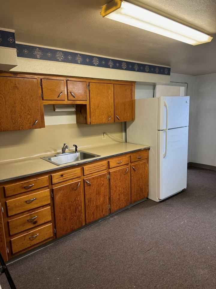 1919 North Chestnut Street #B - Photo 2 of 17