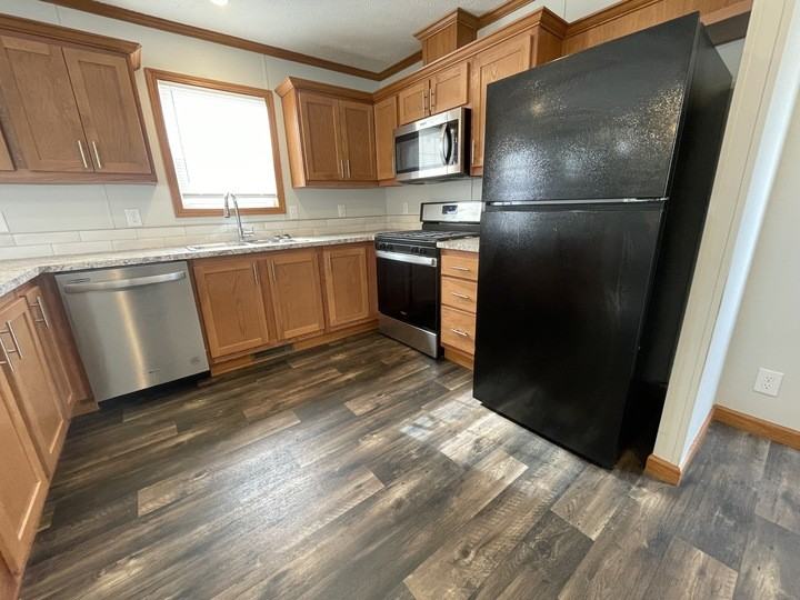 38031 Leverette Ave #497 - Photo 5 of 25