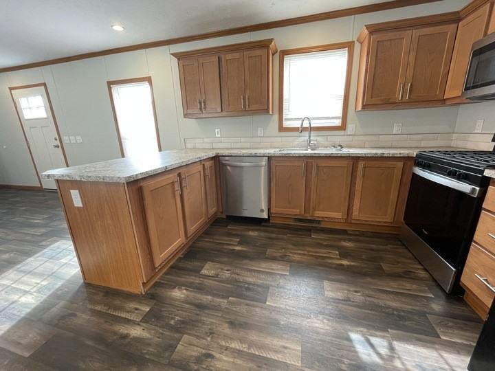 38031 Leverette Ave #497 - Photo 6 of 25