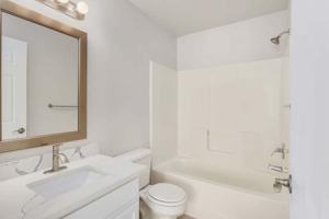 featured image of 411 S 15th St