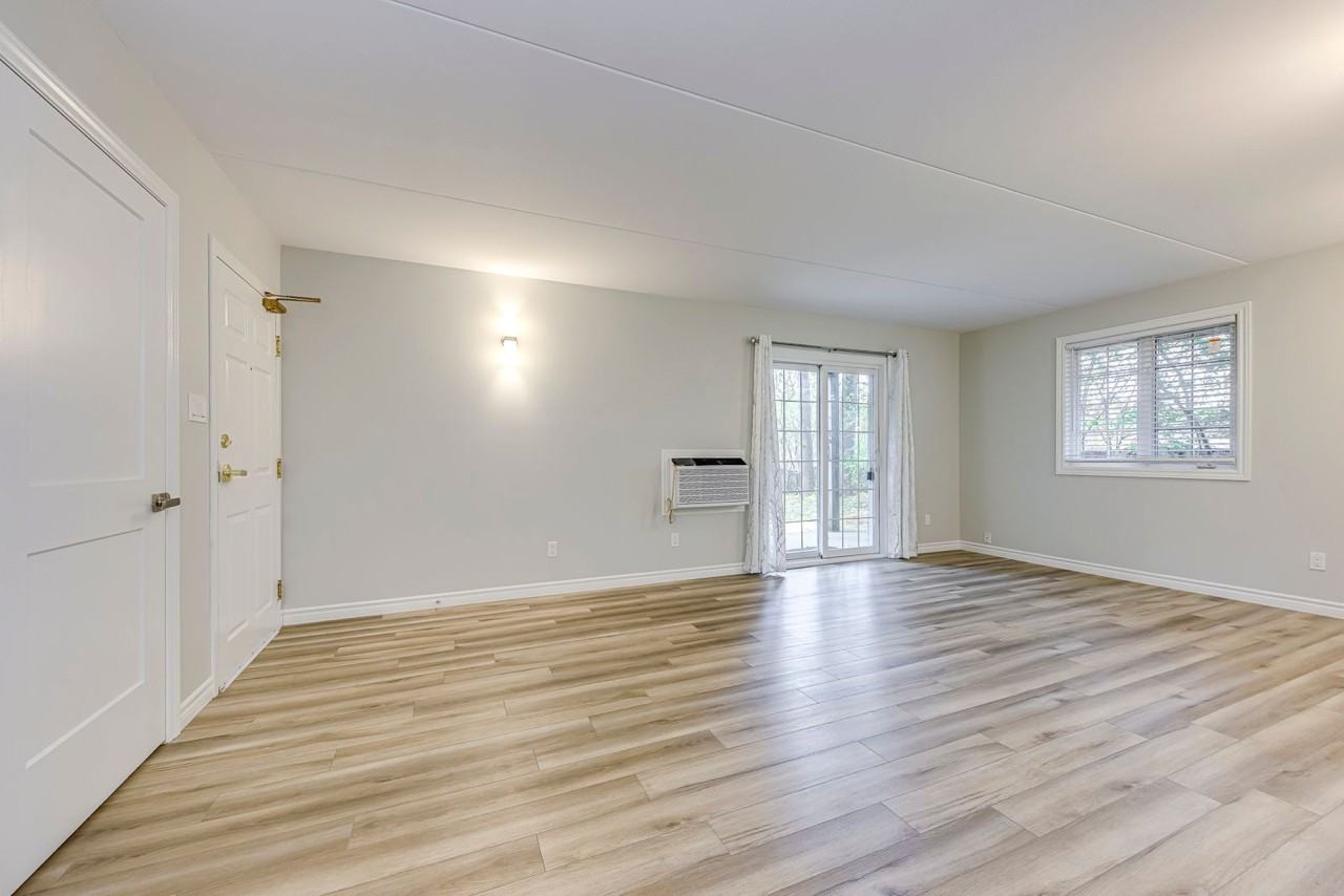 264 Alma St - Photo 2 of 10