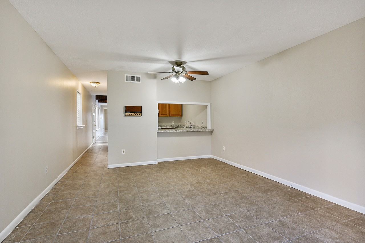 311 Lilac Street - Photo 6 of 10