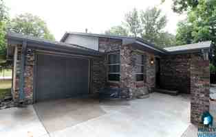 featured image of 4810 Ginny Avenue