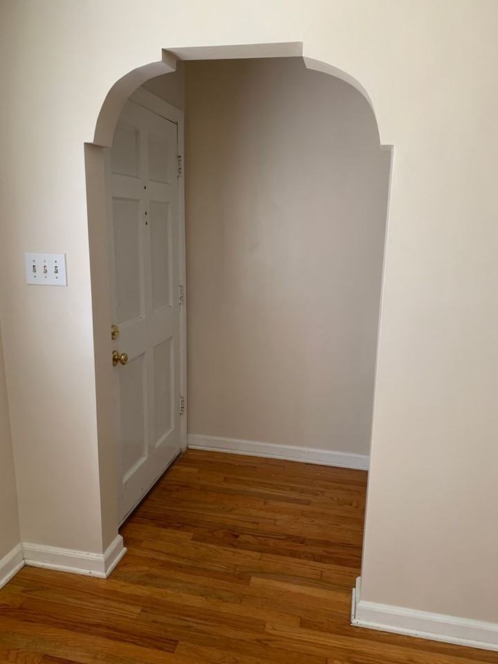 320 Kensington Drive - Photo 3 of 31