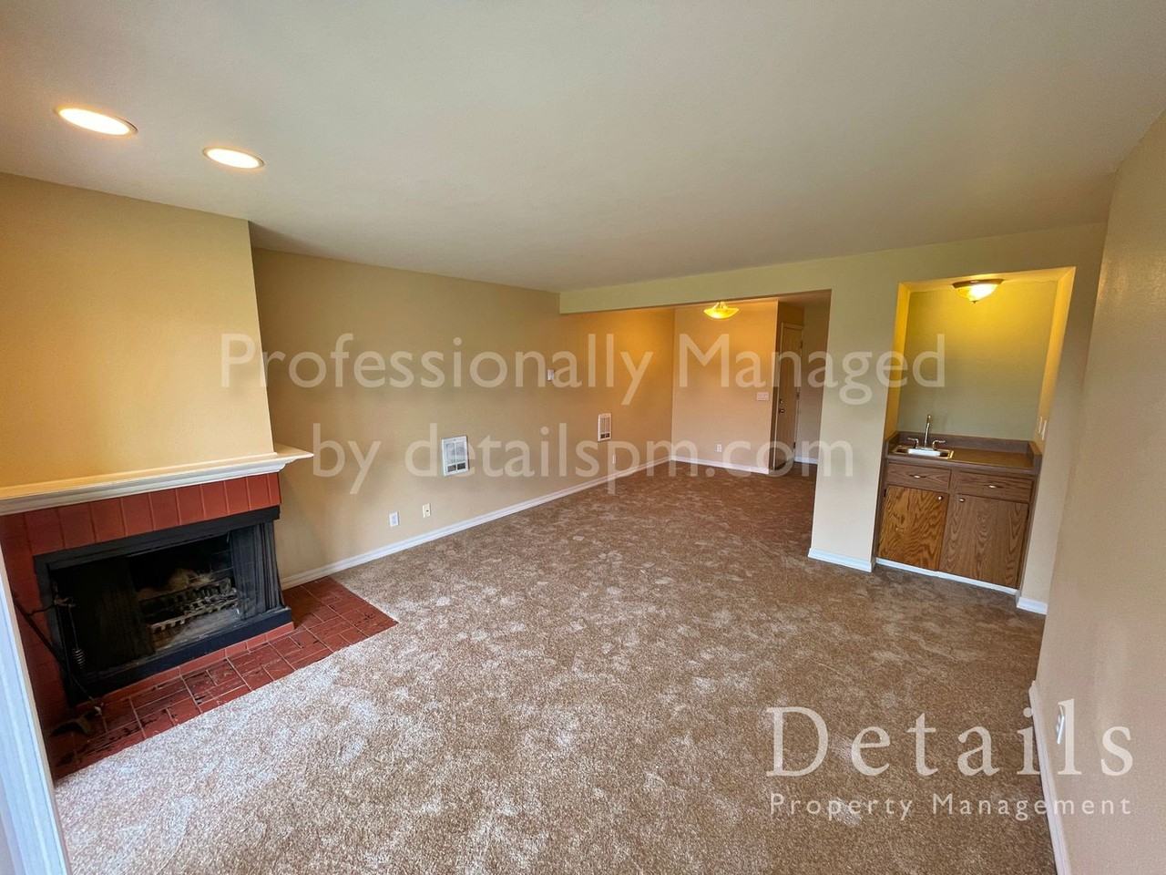 1755 W Sunn Fjord Ln #D51 - Photo 4 of 19