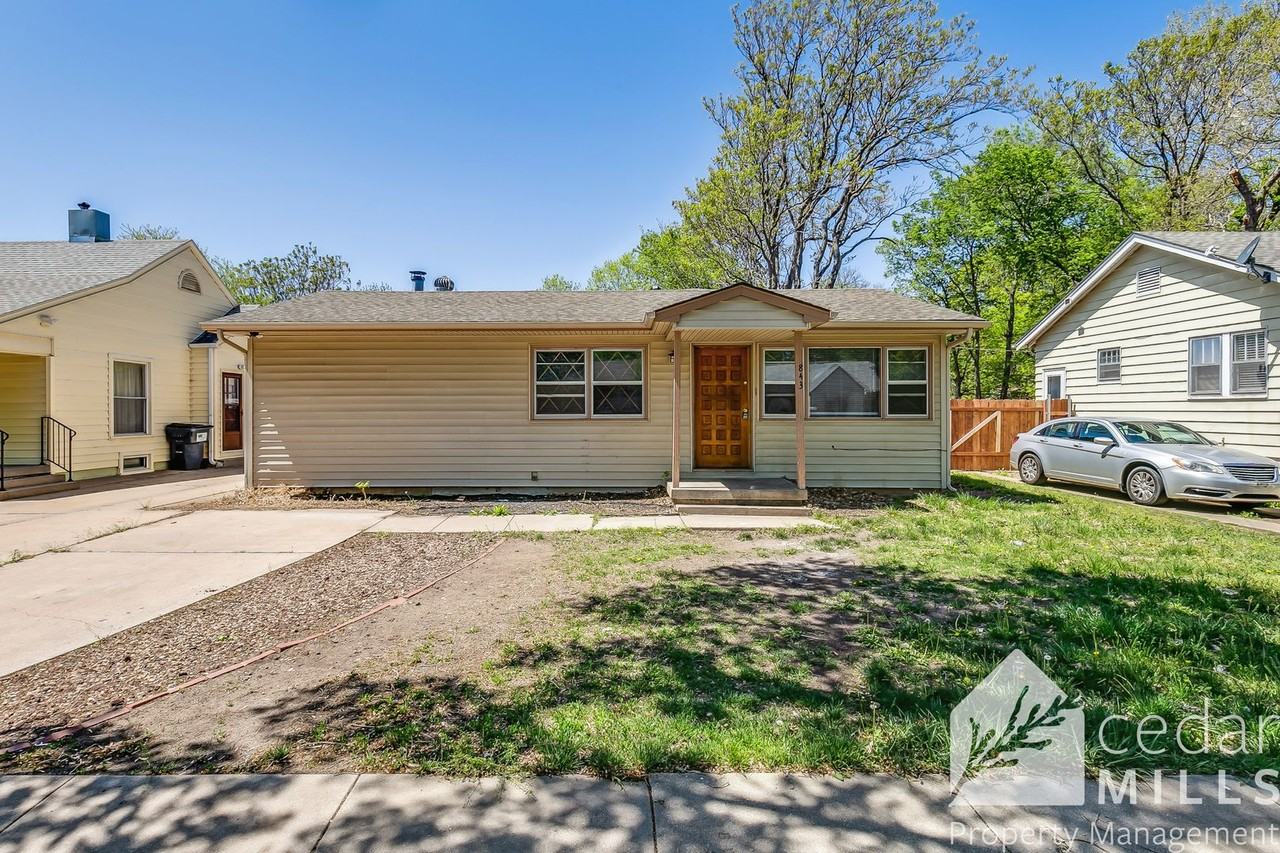 843 South Chautauqua Street